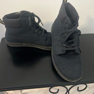 Dr. Marten's, like new,  Maelly Rounded Collar Boot ladies 8